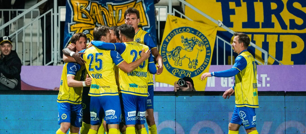 Blau-Weiß Linz and Vienna Maintain Lead in 2. Liga, per sport.ORF.at